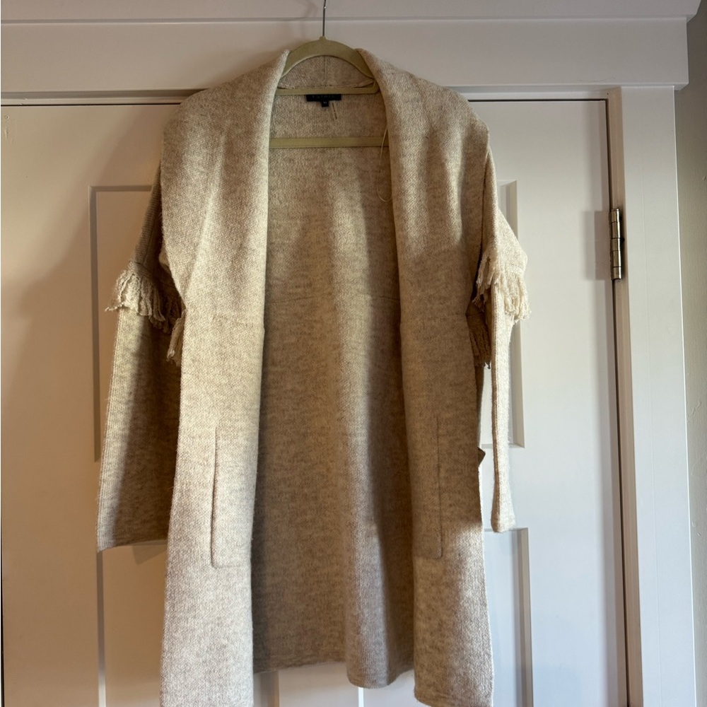 1. STATE FRINGED OPEN FRONT SWEATER COAT - Picture 6 of 7